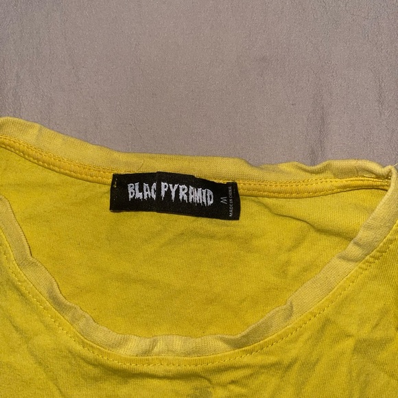 Black Pyramid Yellow T-shirt - Picture 6 of 8